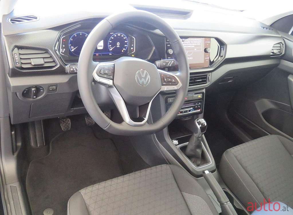 2023' Volkswagen T-Cross photo #5