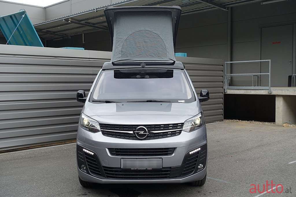 2022' Opel Zafira photo #3