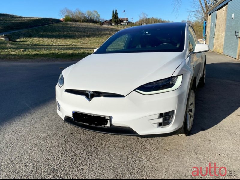 2017' Tesla Model X photo #5