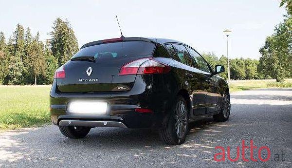 2012' Renault Megane photo #1