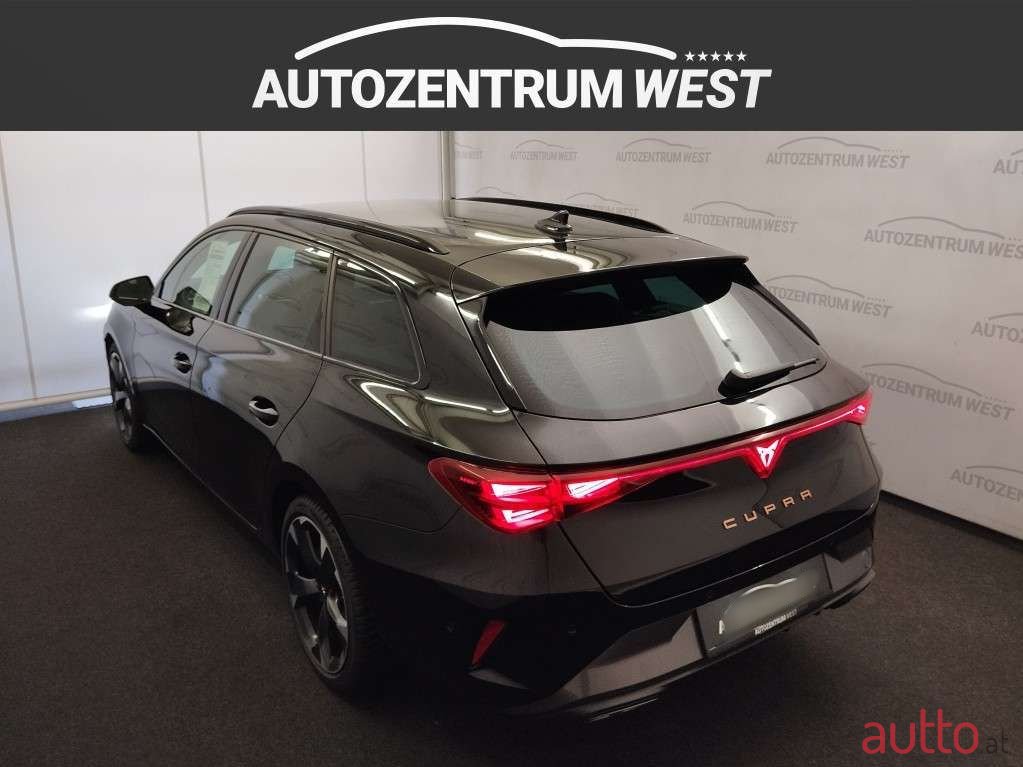 2024' Cupra Leon photo #4