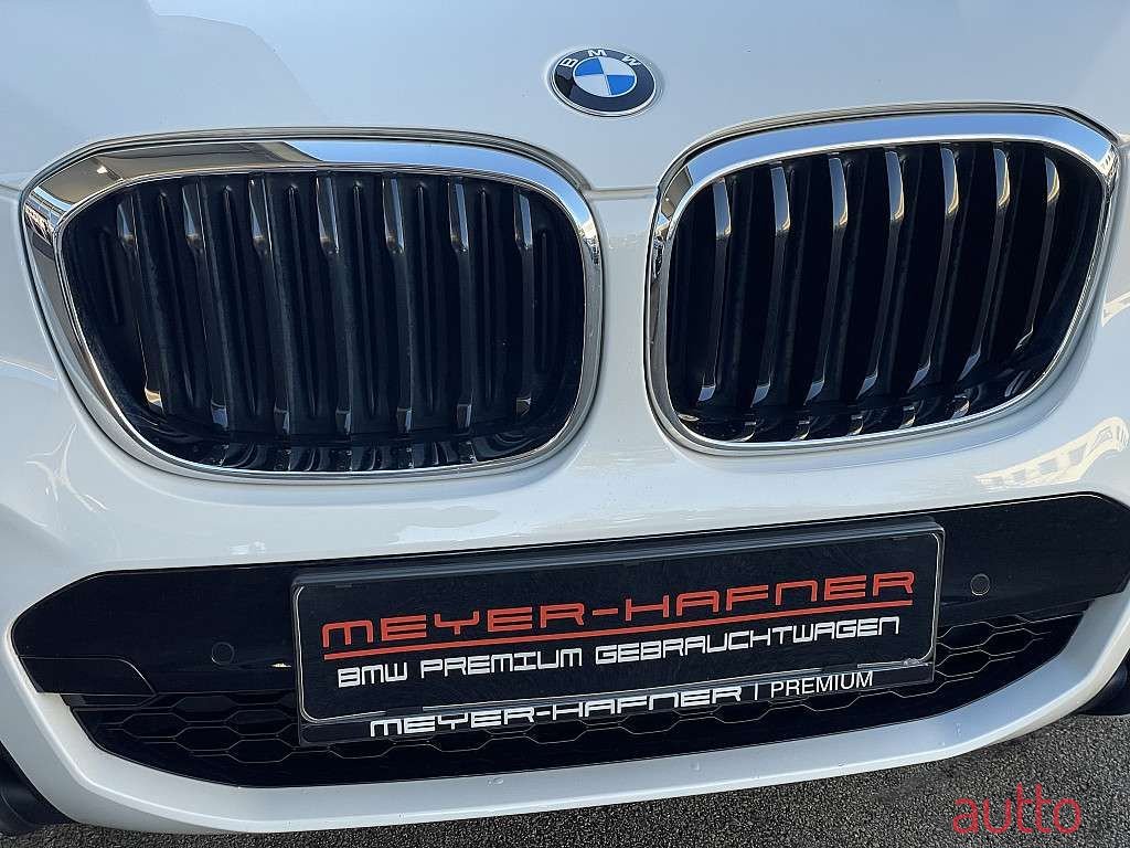 2021' BMW X3 photo #5