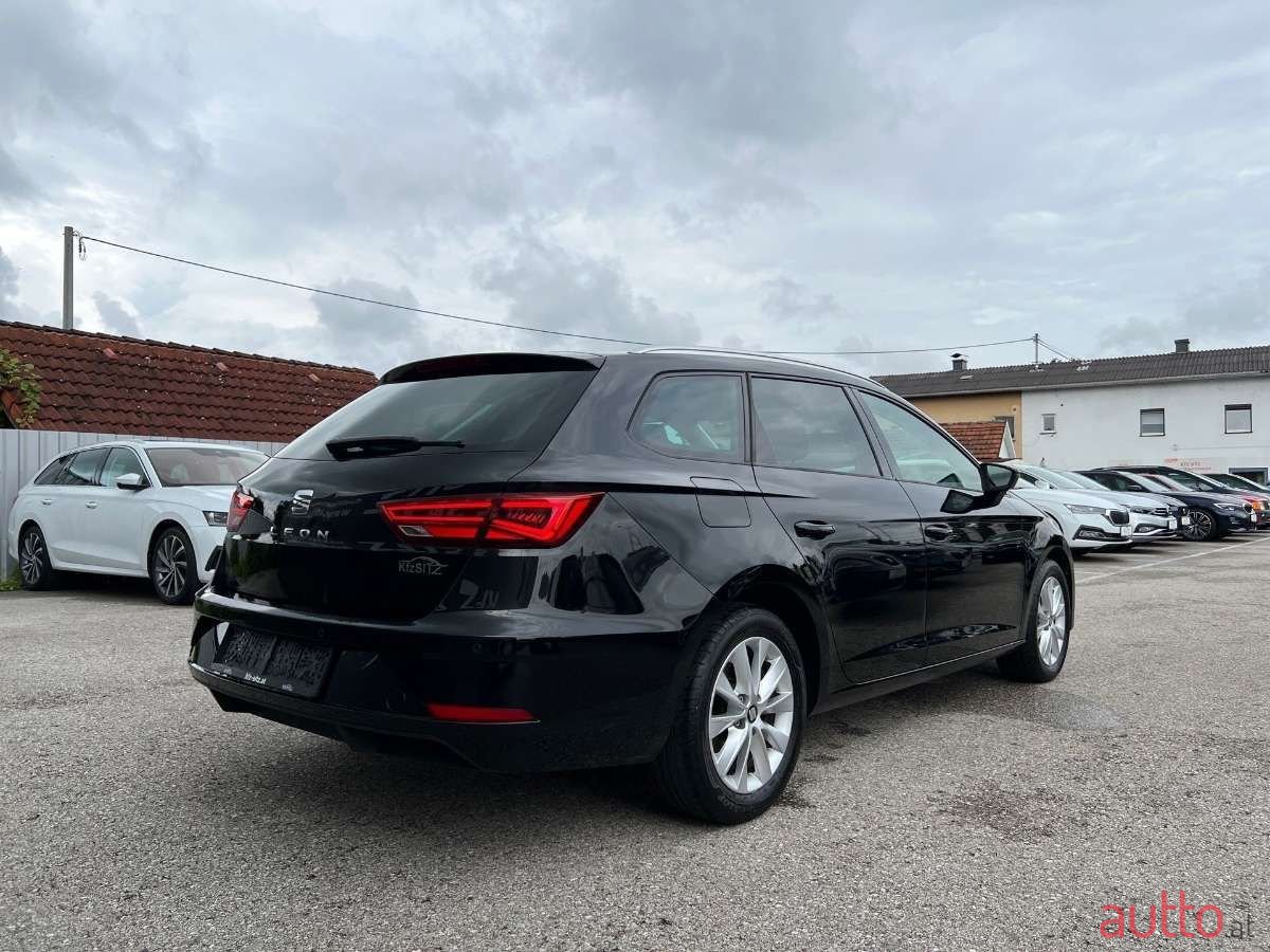 2020' SEAT Leon photo #3