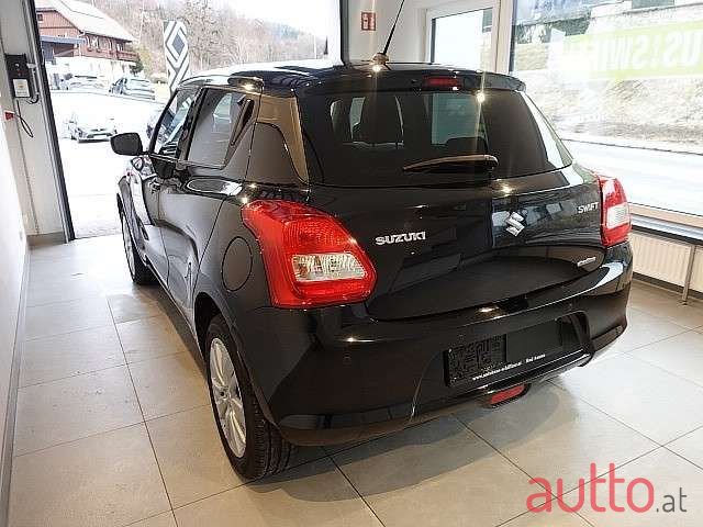 2017' Suzuki Swift photo #4