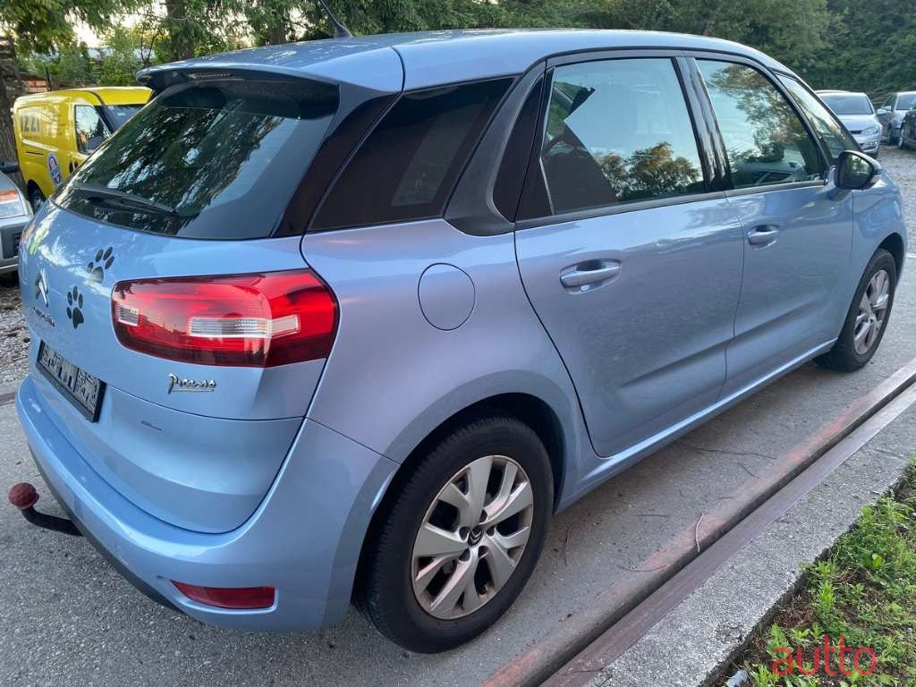 2014' Citroen C4 Picasso photo #2