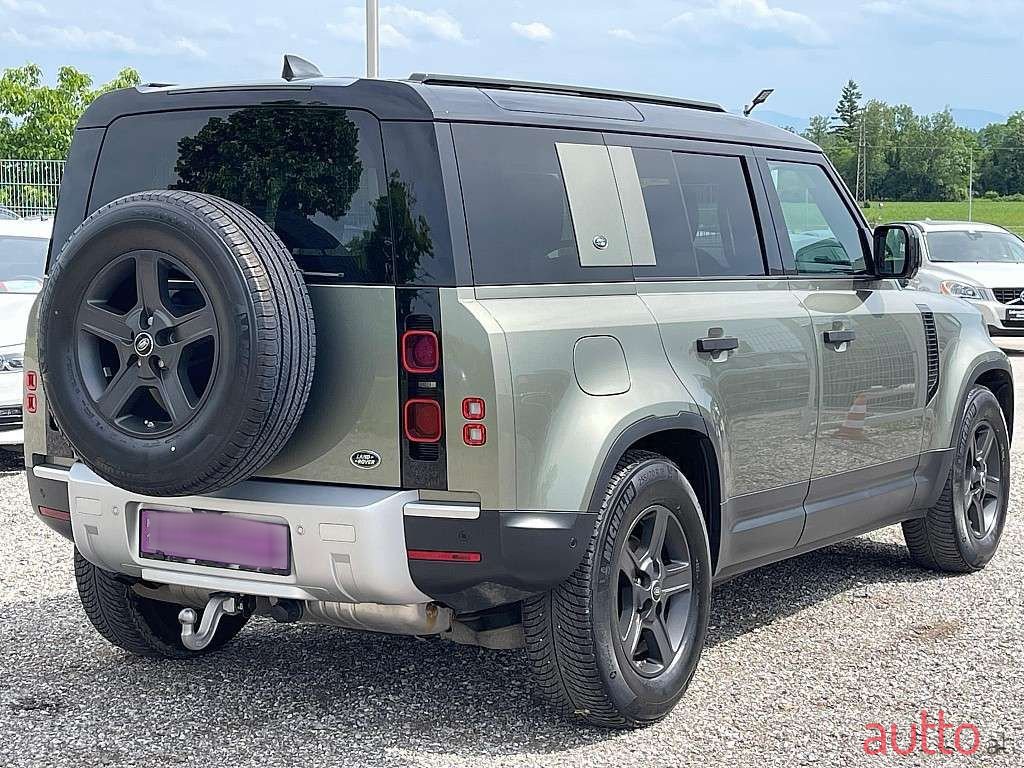 2020' Land Rover Defender photo #4