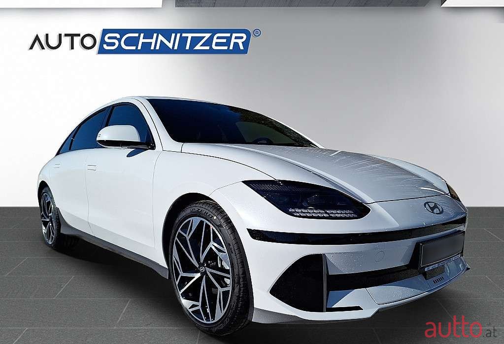 2023' Hyundai Ioniq 6 photo #3