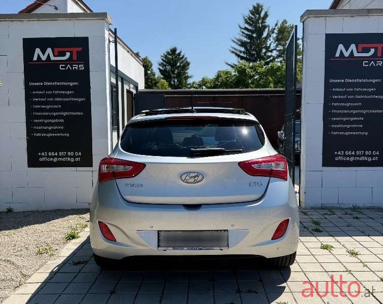 2014' Hyundai i30 photo #6