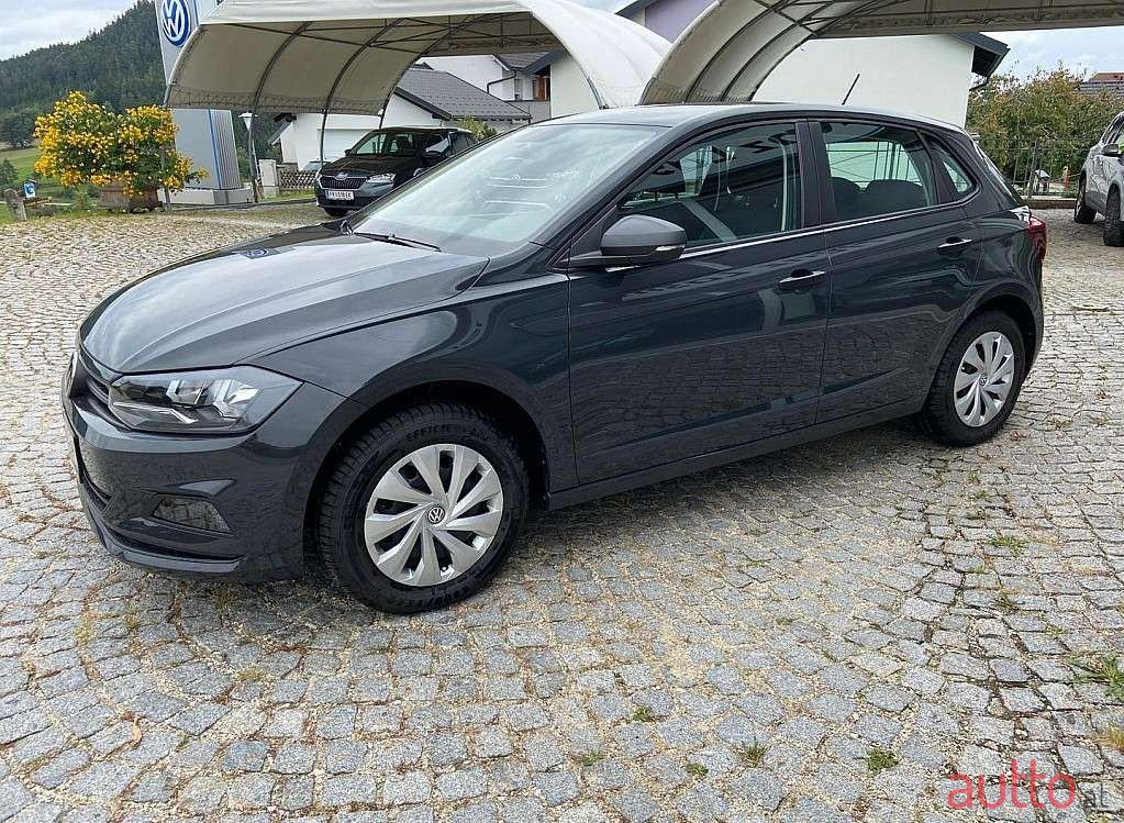 2019' Volkswagen Polo photo #5