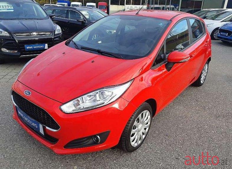 2016' Ford Fiesta photo #1
