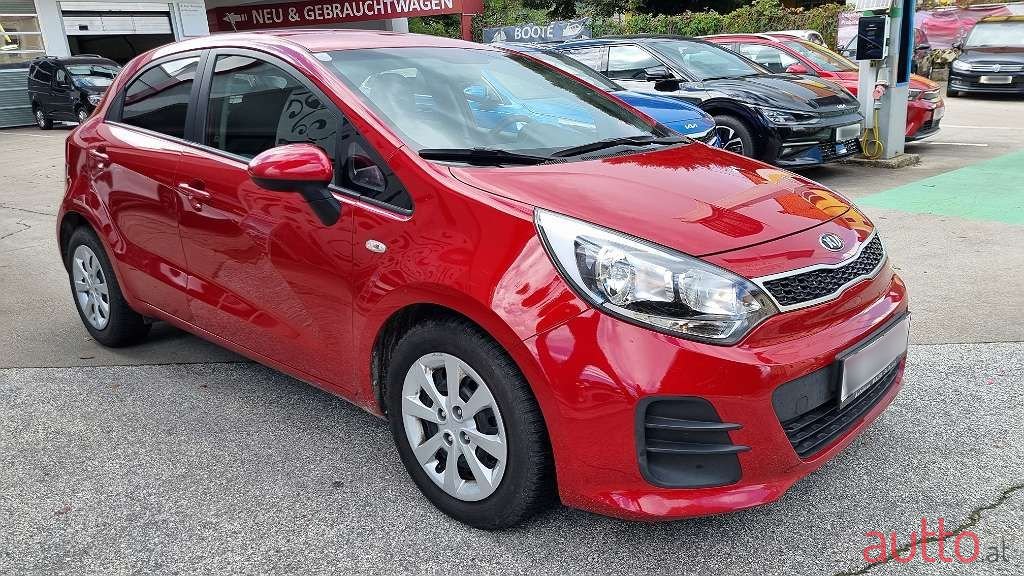2016' Kia Rio photo #2