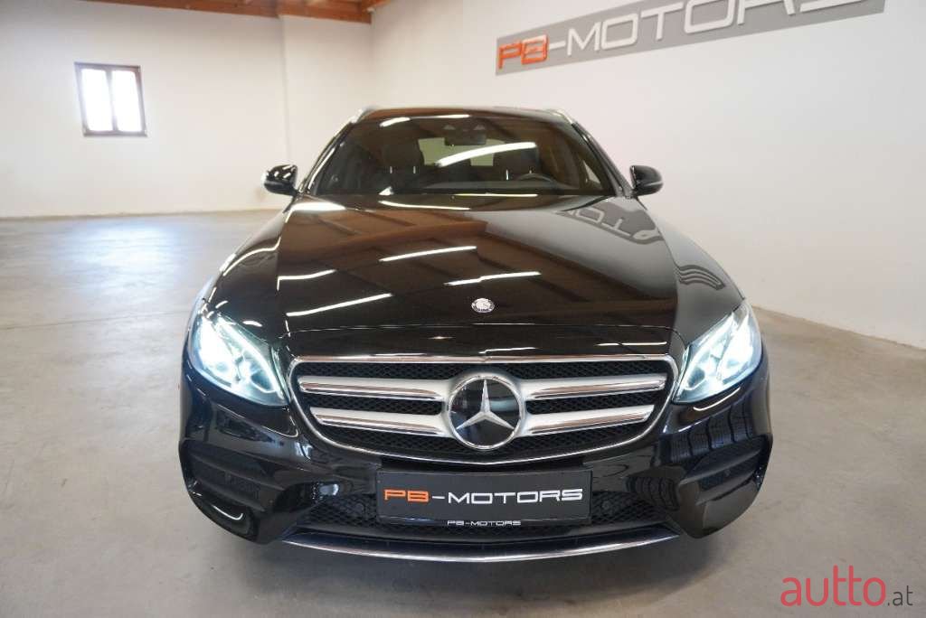 2017' Mercedes-Benz E-Klasse photo #2