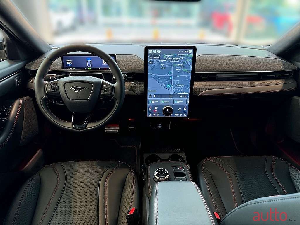 2023' Ford Mustang Mach-E photo #6