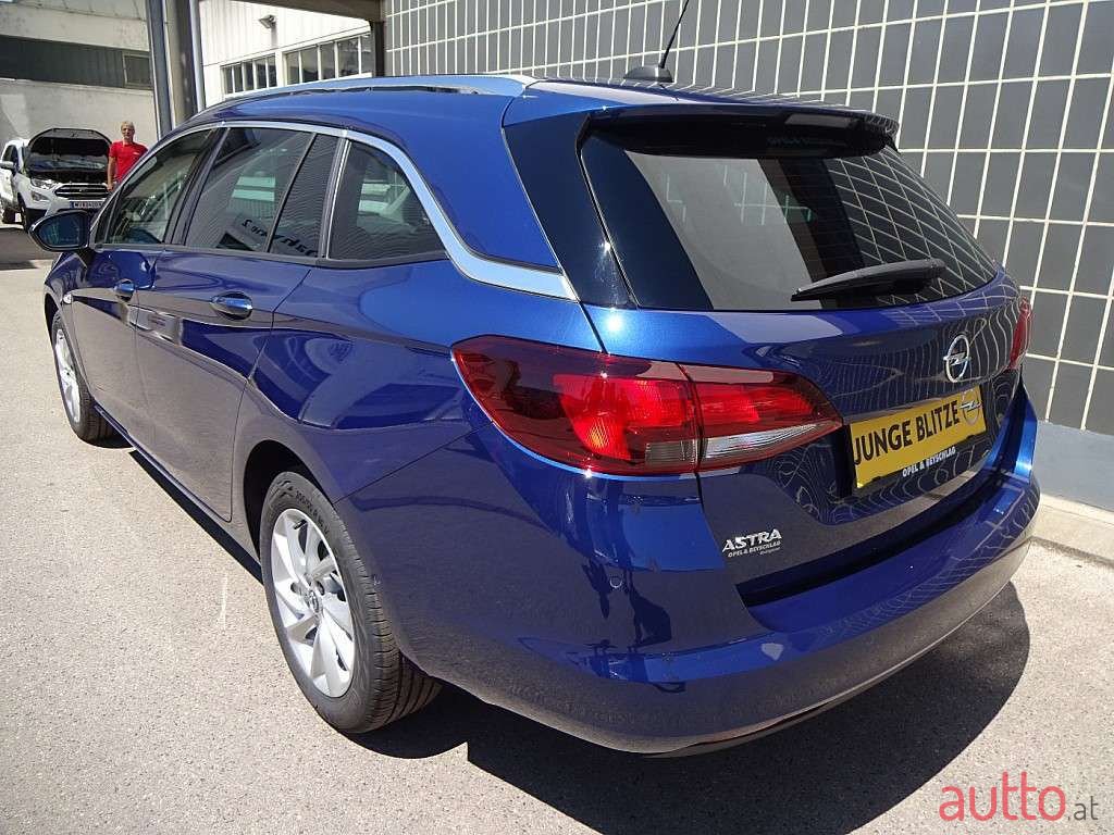 2021' Opel Astra photo #4