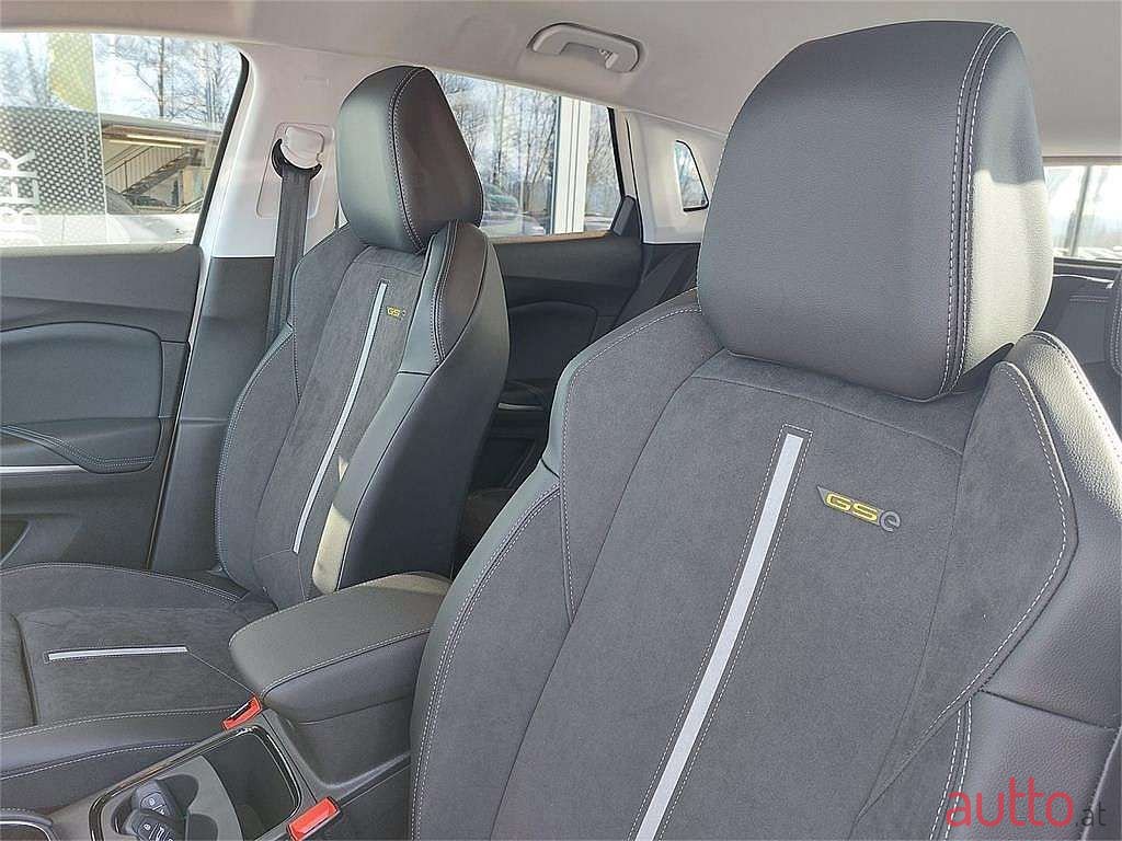 2023' Opel Grandland photo #5