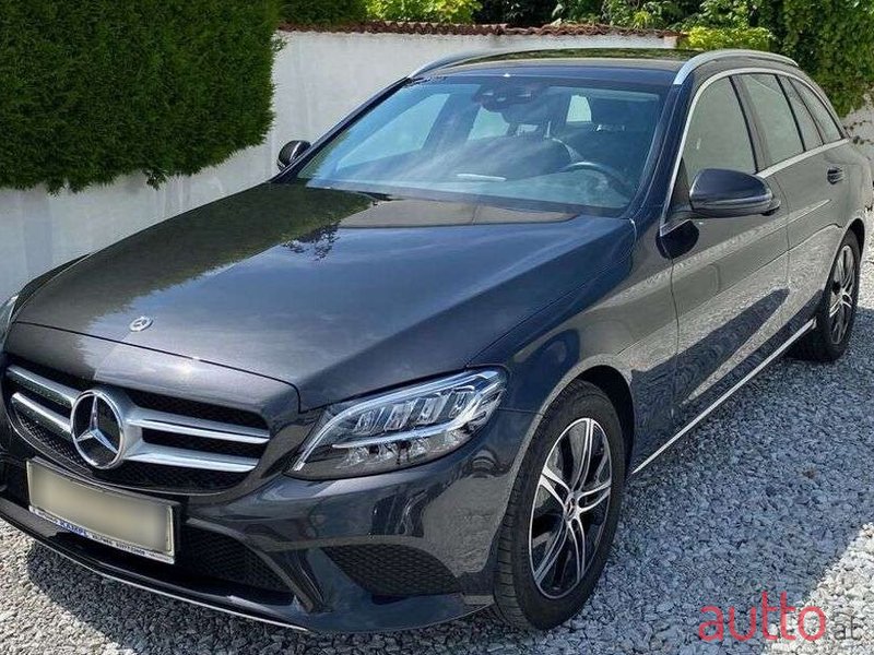 2020' Mercedes-Benz C-Klasse photo #1