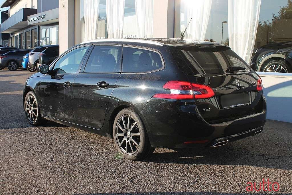 2017' Peugeot 308 photo #6