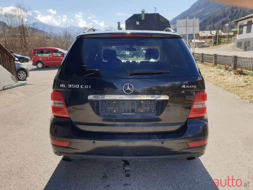 2010' Mercedes-Benz M-Klasse photo #5