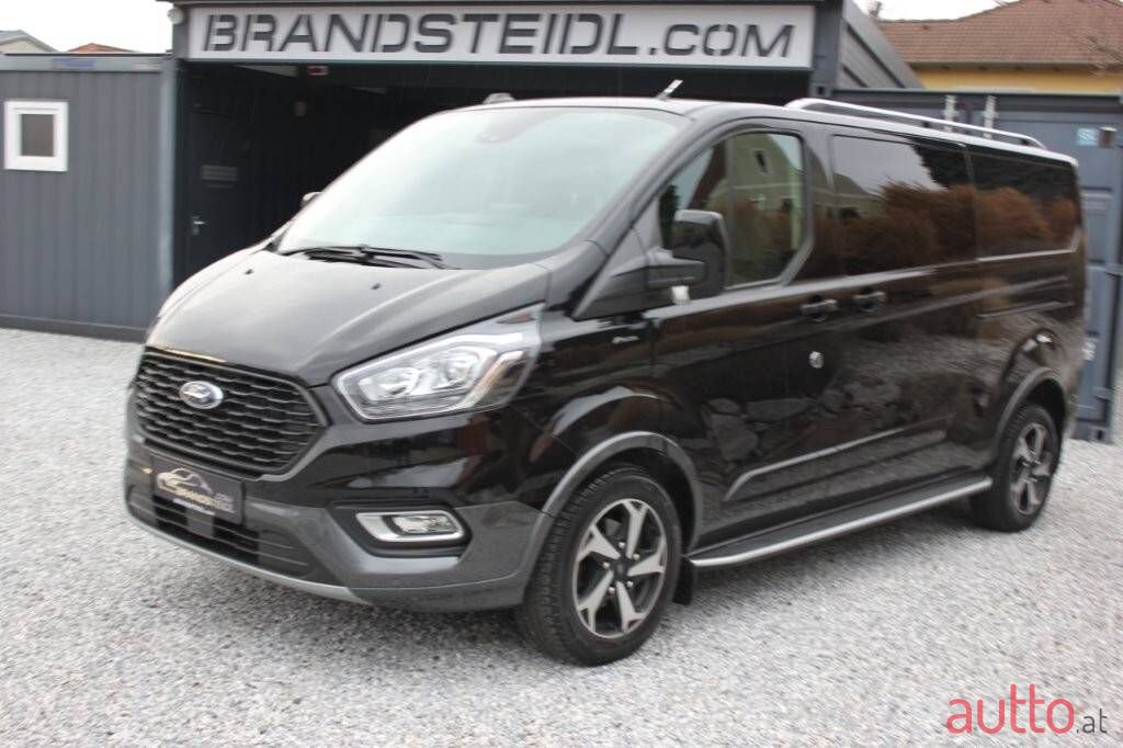 2022' Ford Transit Custom photo #1
