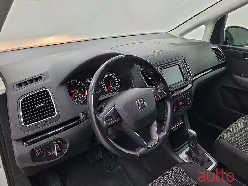 2020' SEAT Alhambra photo #3