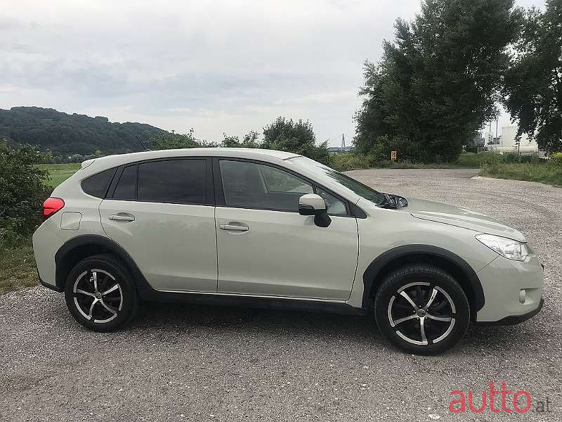 2013' Subaru XV photo #6