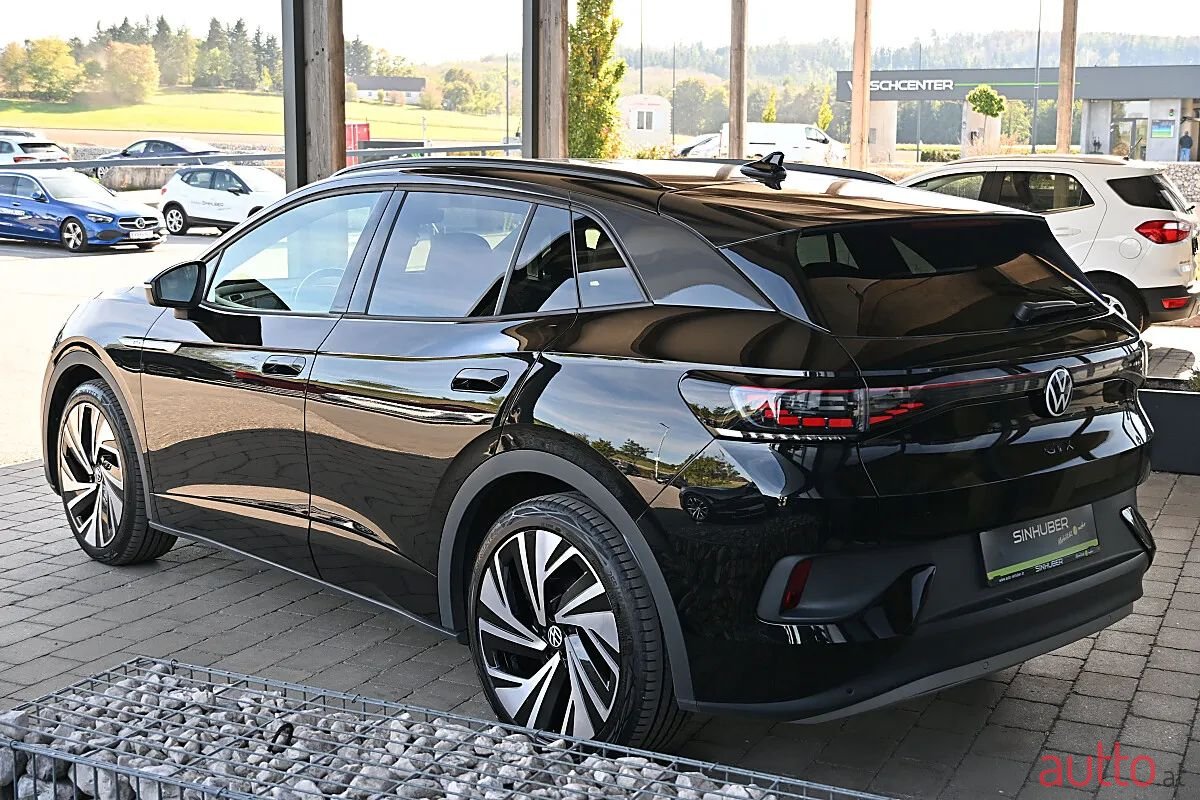 2022' Volkswagen ID.4 photo #4