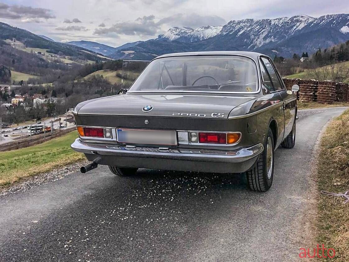1967' BMW 2000 CS photo #3