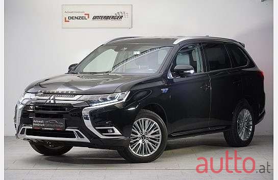 2018' Mitsubishi Outlander photo #1