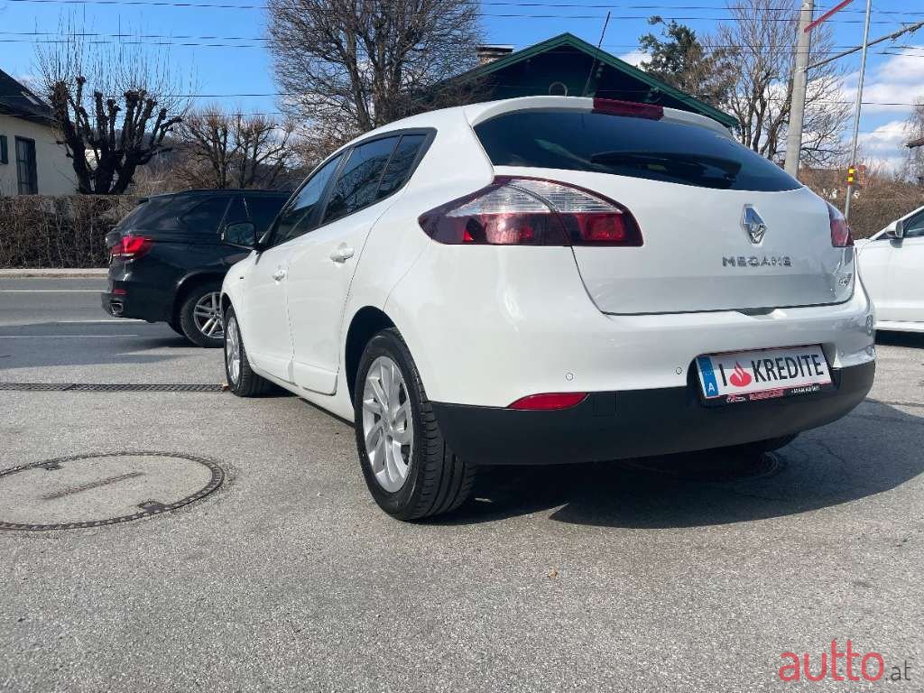 2015' Renault Megane photo #5
