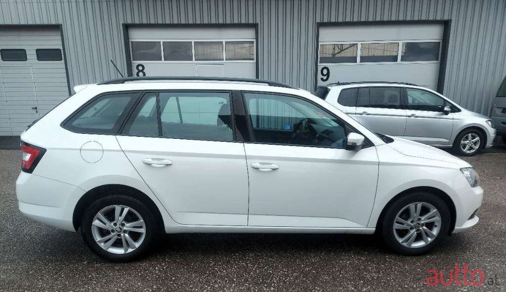 2016' Skoda Fabia photo #3