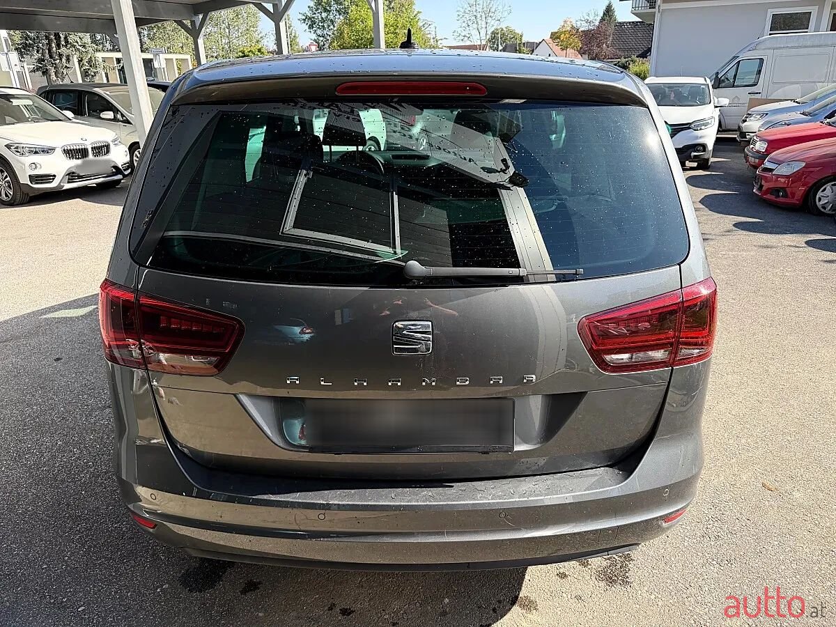 2016' SEAT Alhambra photo #4