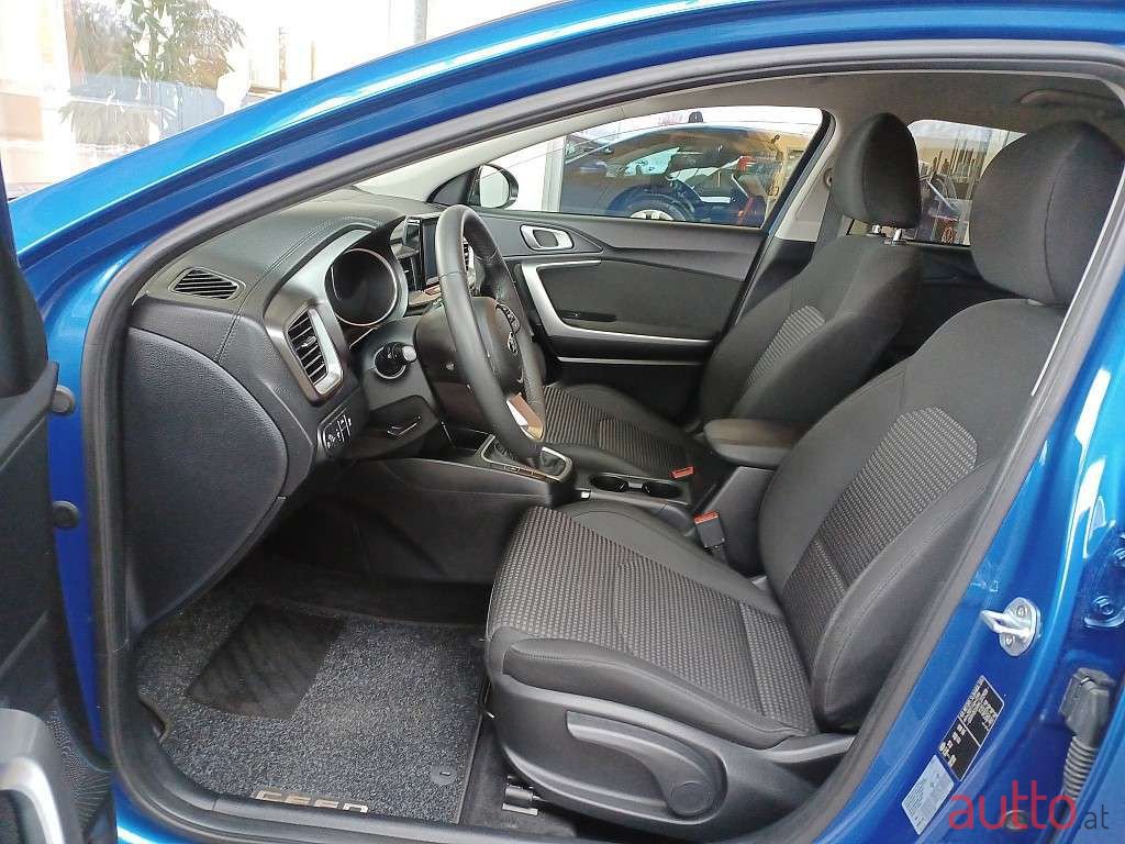 2019' Kia Ceed photo #5