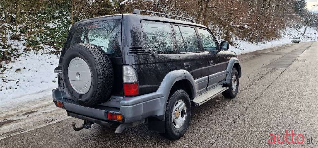 2002' Toyota Land Cruiser photo #6