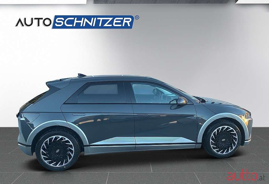 2023' Hyundai Ioniq 5 photo #4