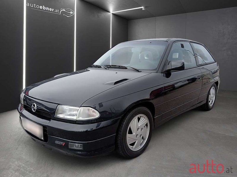 1993' Opel Astra photo #1