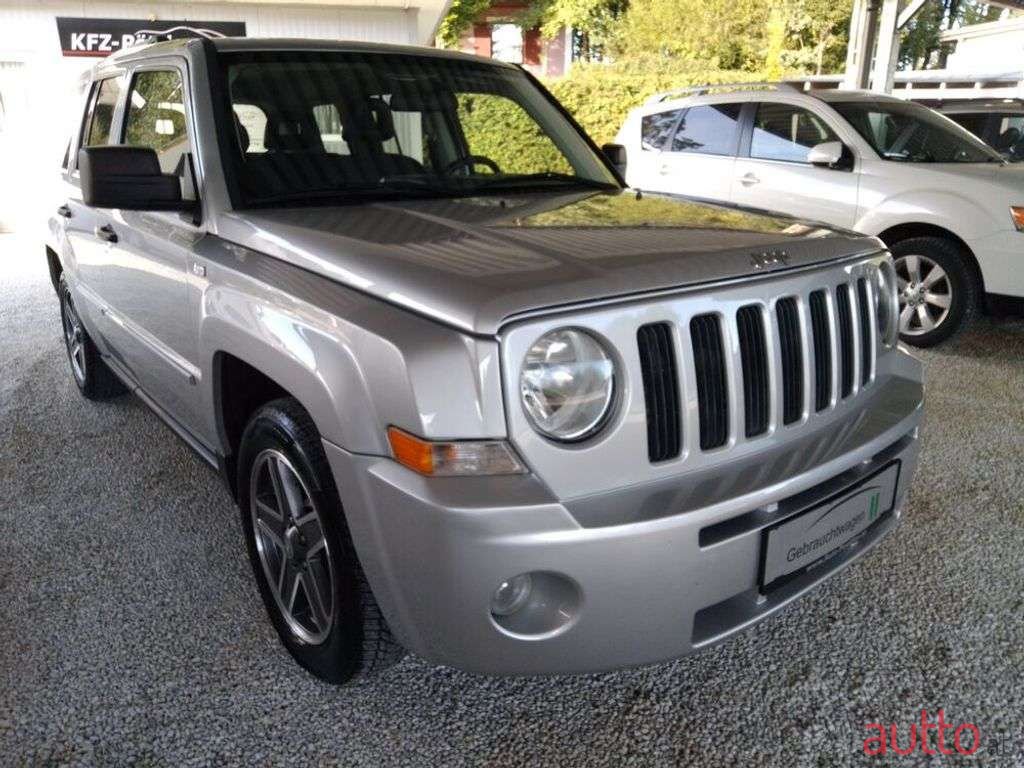 2009' Jeep Patriot photo #1