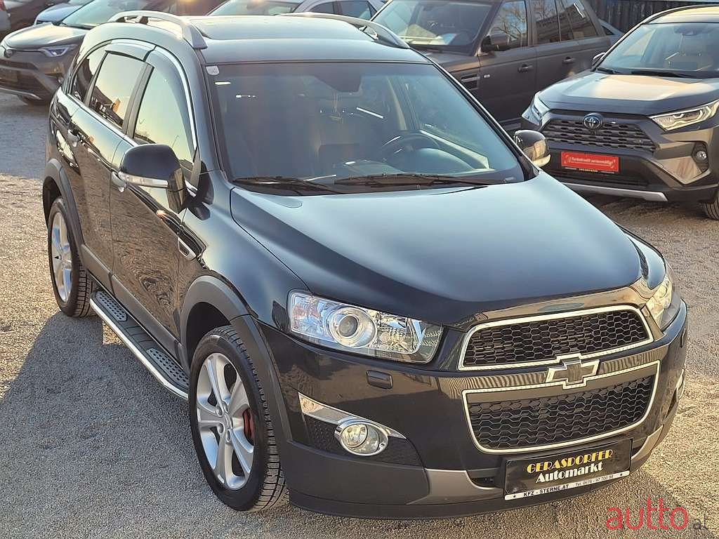 2012' Chevrolet Captiva photo #3