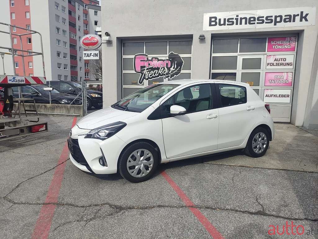2018' Toyota Yaris photo #5