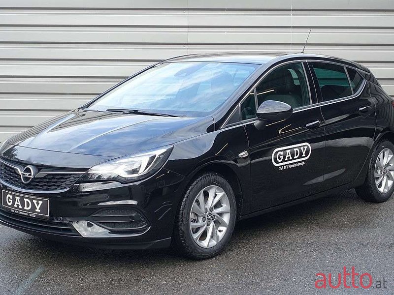 2021' Opel Astra photo #1