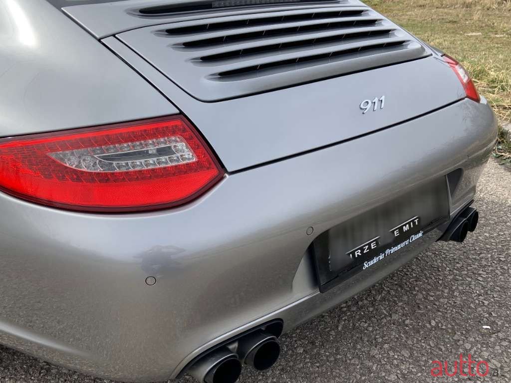 2010' Porsche 911 photo #5