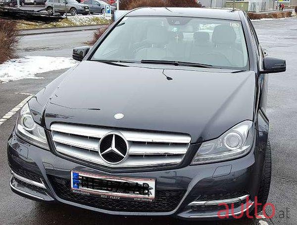2012' Mercedes-Benz C-Klasse photo #1