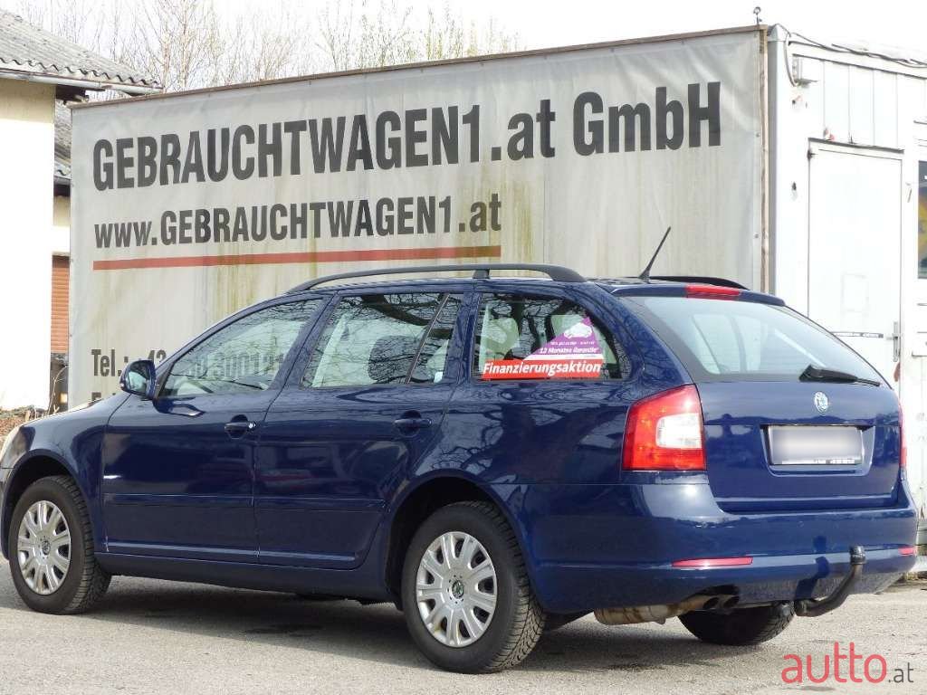 2011' Skoda Octavia photo #4