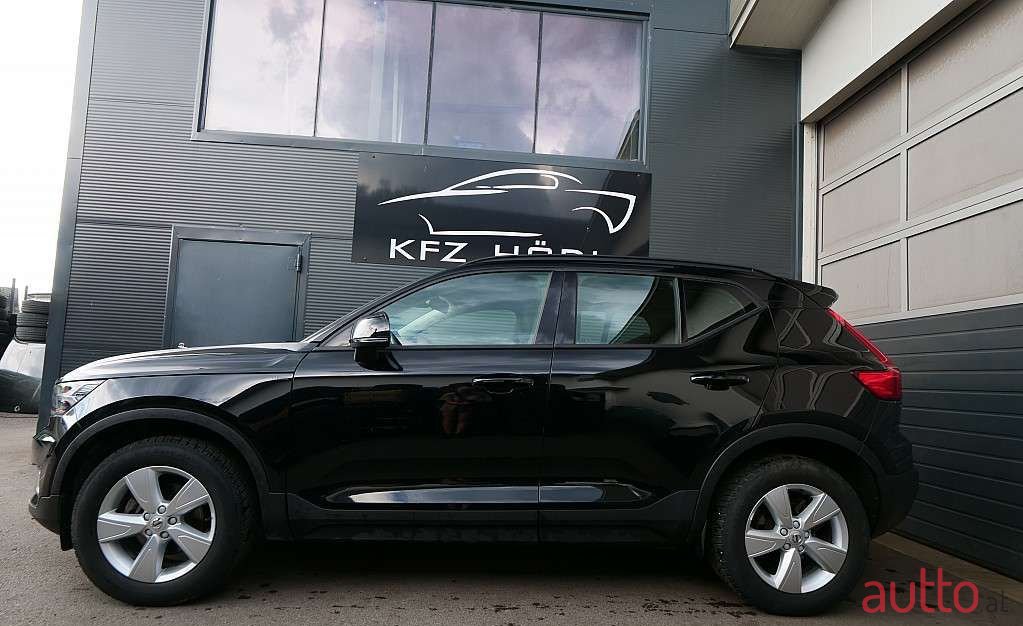2019' Volvo Xc40 photo #5