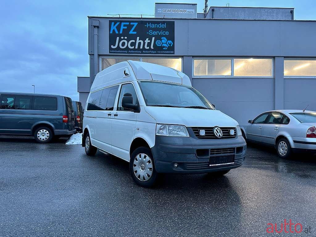 2009' Volkswagen T5 photo #1