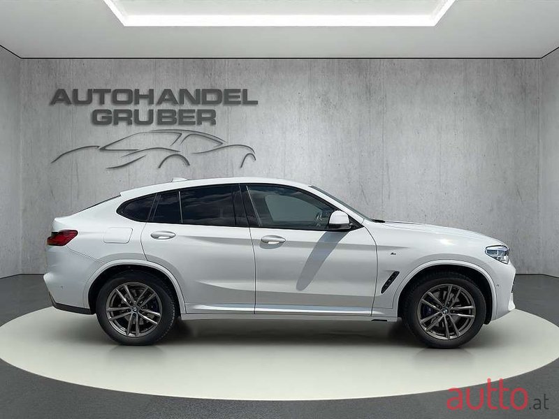 2021' BMW X4 photo #6