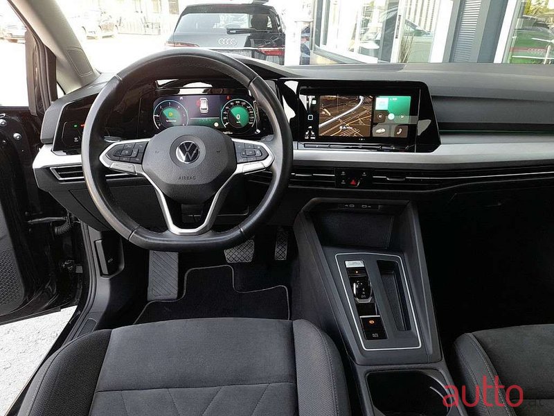 2021' Volkswagen Golf photo #4