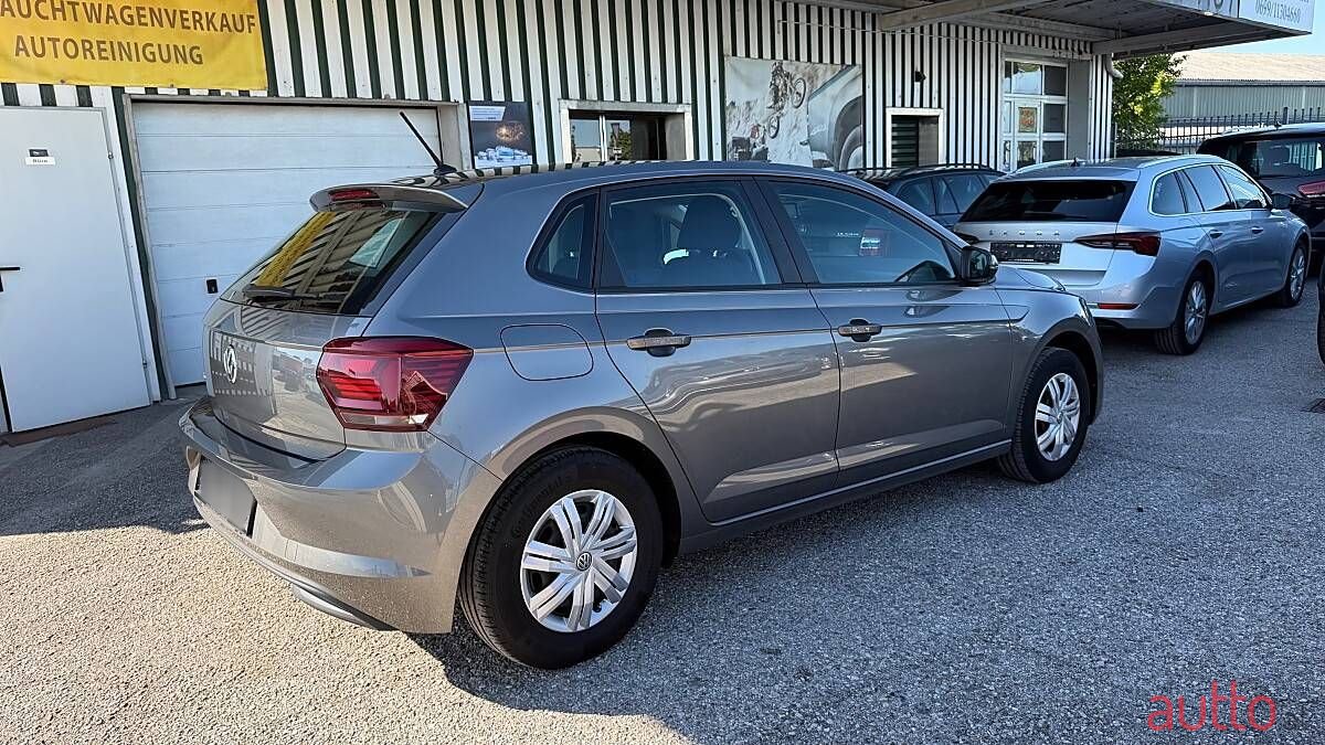 2019' Volkswagen Polo photo #4