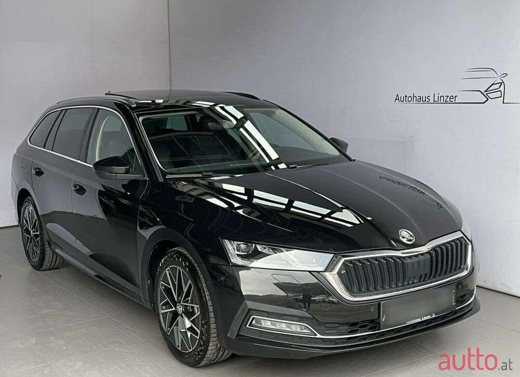 2022' Skoda Octavia photo #1