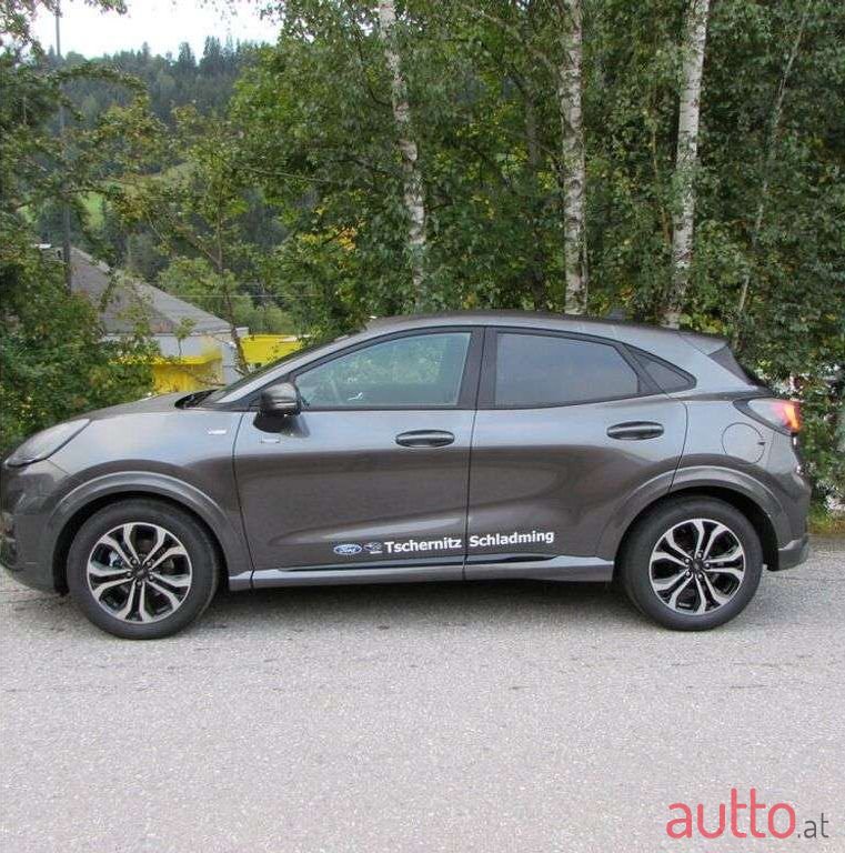 2023' Ford Puma photo #2