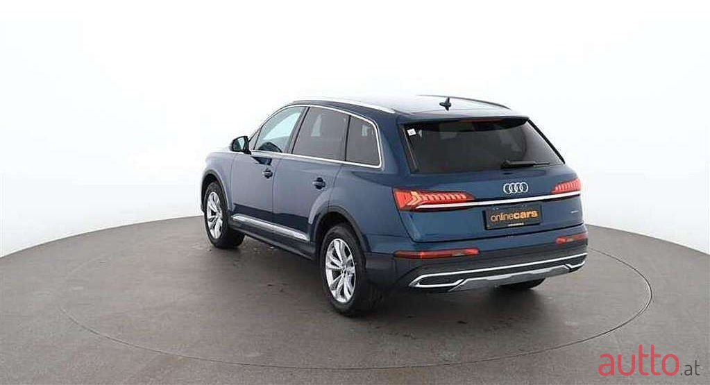 2020' Audi Q7 photo #3